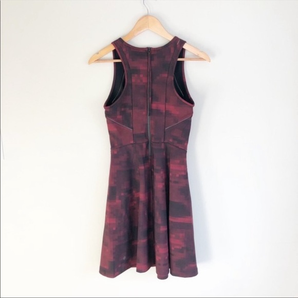 Lululemon & Go Dawn Dress - Picture 5 of 5